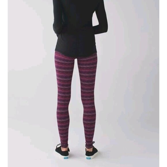 Lululemon Wunder Under Pant IIISpace Dye Twist Regal Plum Alarming Size 8 - Picture 7 of 7